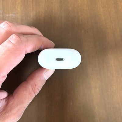 Apple AirPods 1a generazione – per ricambi