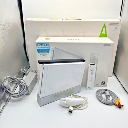 NINTENDO Wii Console COMPLETA con Controller ORIGINALE Wii Mote + Wii Fit BOXATI