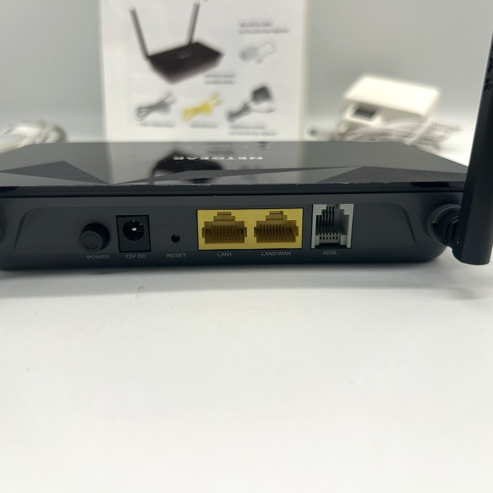 Netgear D1500 Modem Router ADSL2+ WiFi N300 Completo Manuale e Cavi Testato