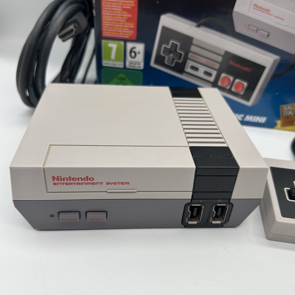 Nintendo Classic Mini NES Console CLV-001 Completa Scatola 30 Giochi PAL Testata