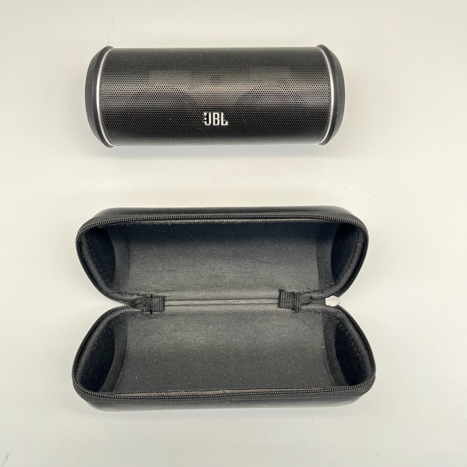 JBL FLIP  2 - Bluetooth Speaker Wireless Cassa Portatile  GRACCHIA (da riparare)