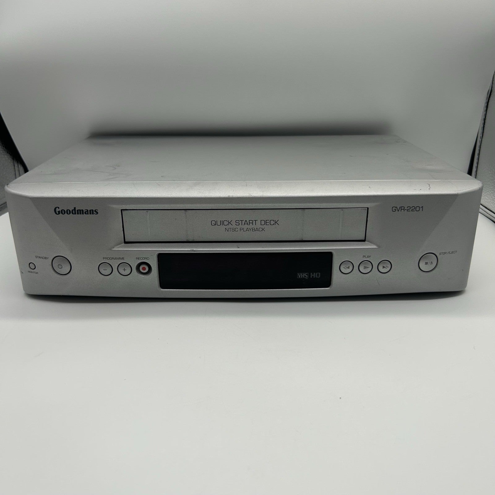 Lotto Videoregistratore VHS Goodmans + Lettore DVD Roadstar NON FUNZIONANTI
