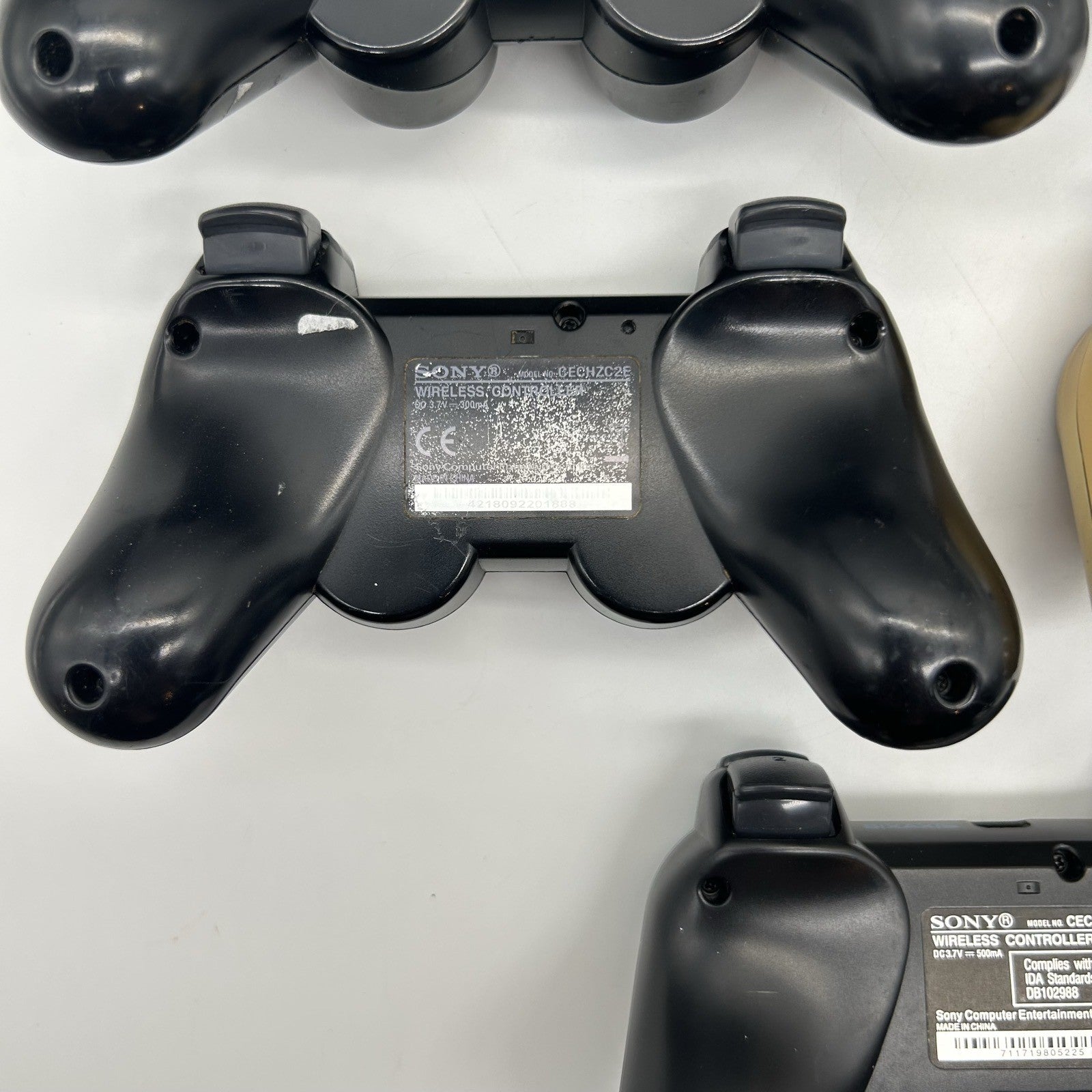 Lotto 9 Controller PS3 Sony DualShock 3 Sixaxis PER RICAMBI Non Funzionanti