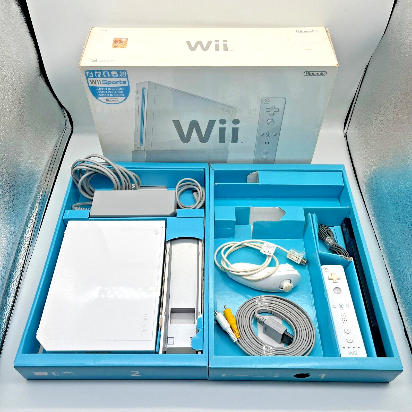 NINTENDO Wii Console COMPLETA con Controller ORIGINALE Wii Mote + Wii Fit BOXATI