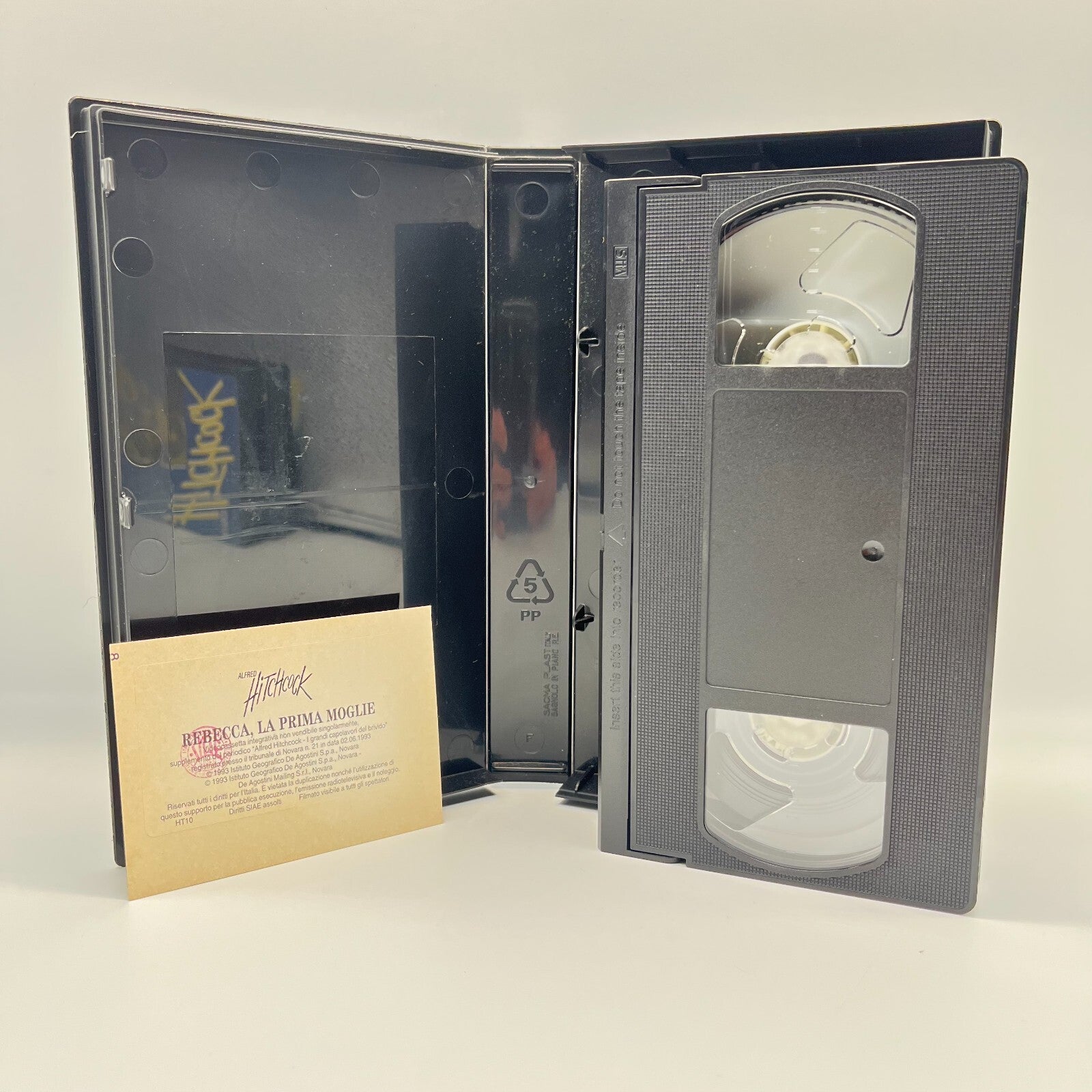 🎥 Lotto 3 VHS Alfred Hitchcock - La Finestra sul Cortile, Notorious, Rebecca 📼