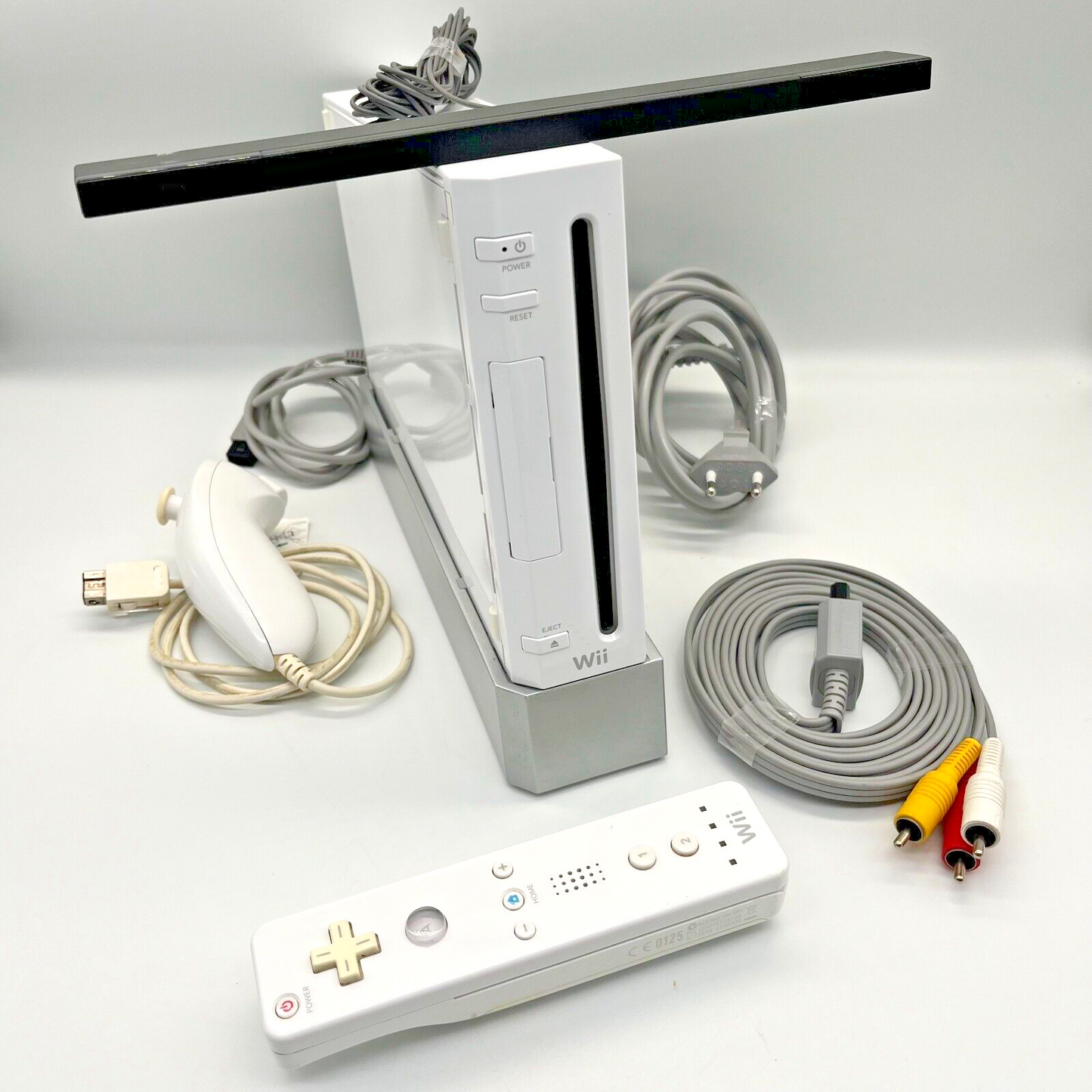NINTENDO Wii Console COMPLETA con Controller ORIGINALE Wii Mote + Wii Fit BOXATI