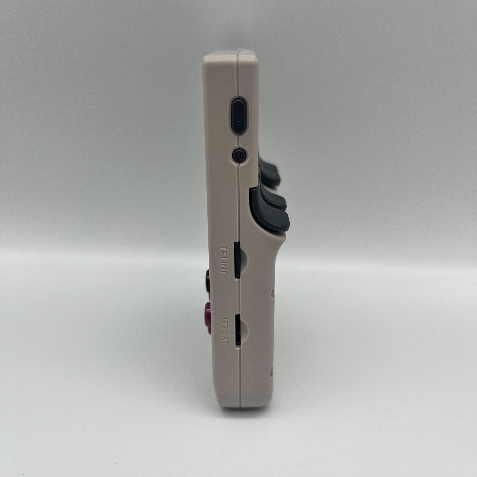 Anbernic RG35XX Console Portatile Retro 64GB (+5.000 Giochi!) Handheld NUOVO