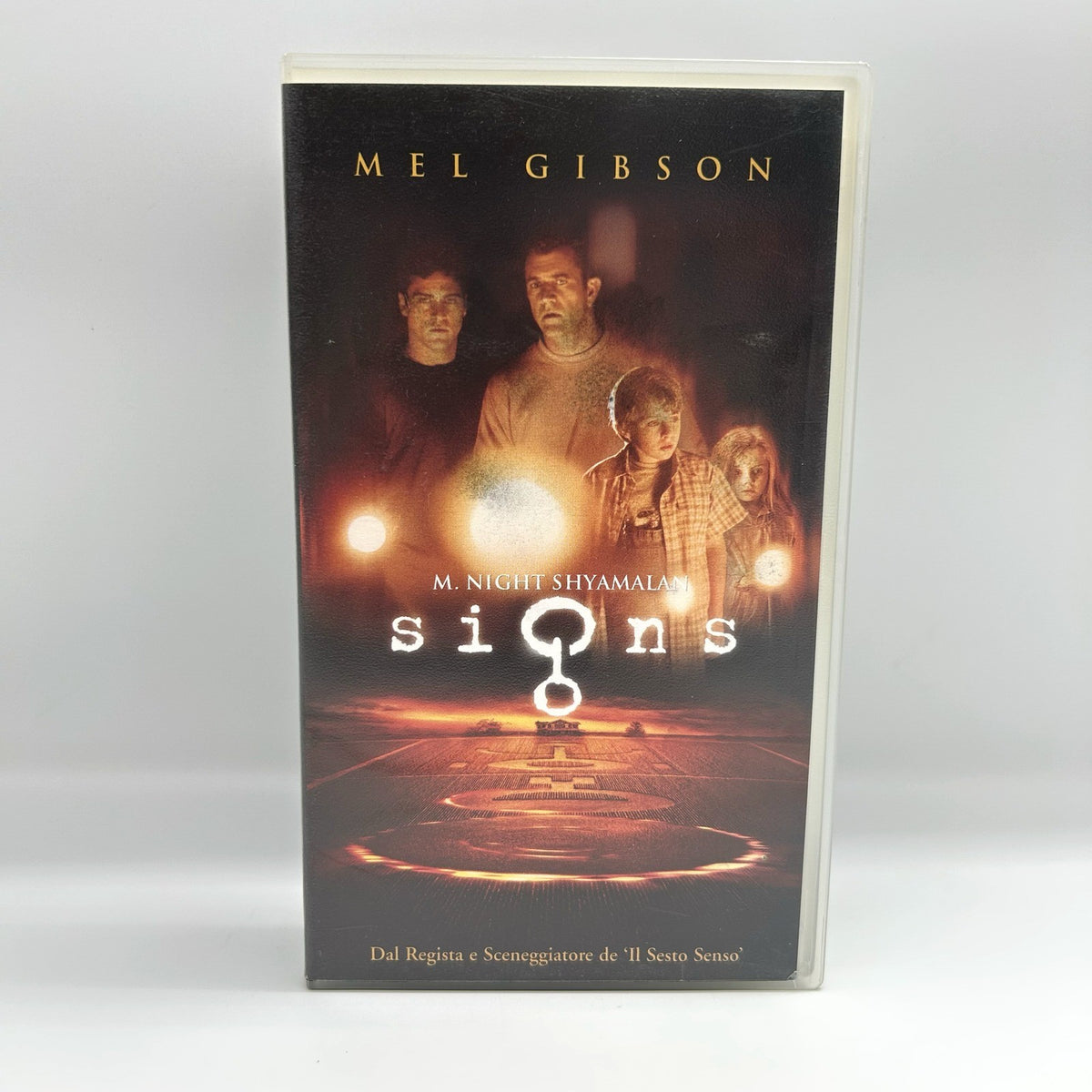 Signs di M. Night Shyamalan in VHS, edizione italiana Touchstone 2003