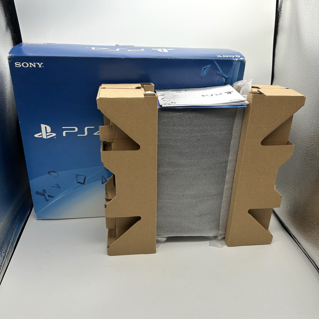 PlayStation 4 500GB Jet Black – Boxata, corredo completo