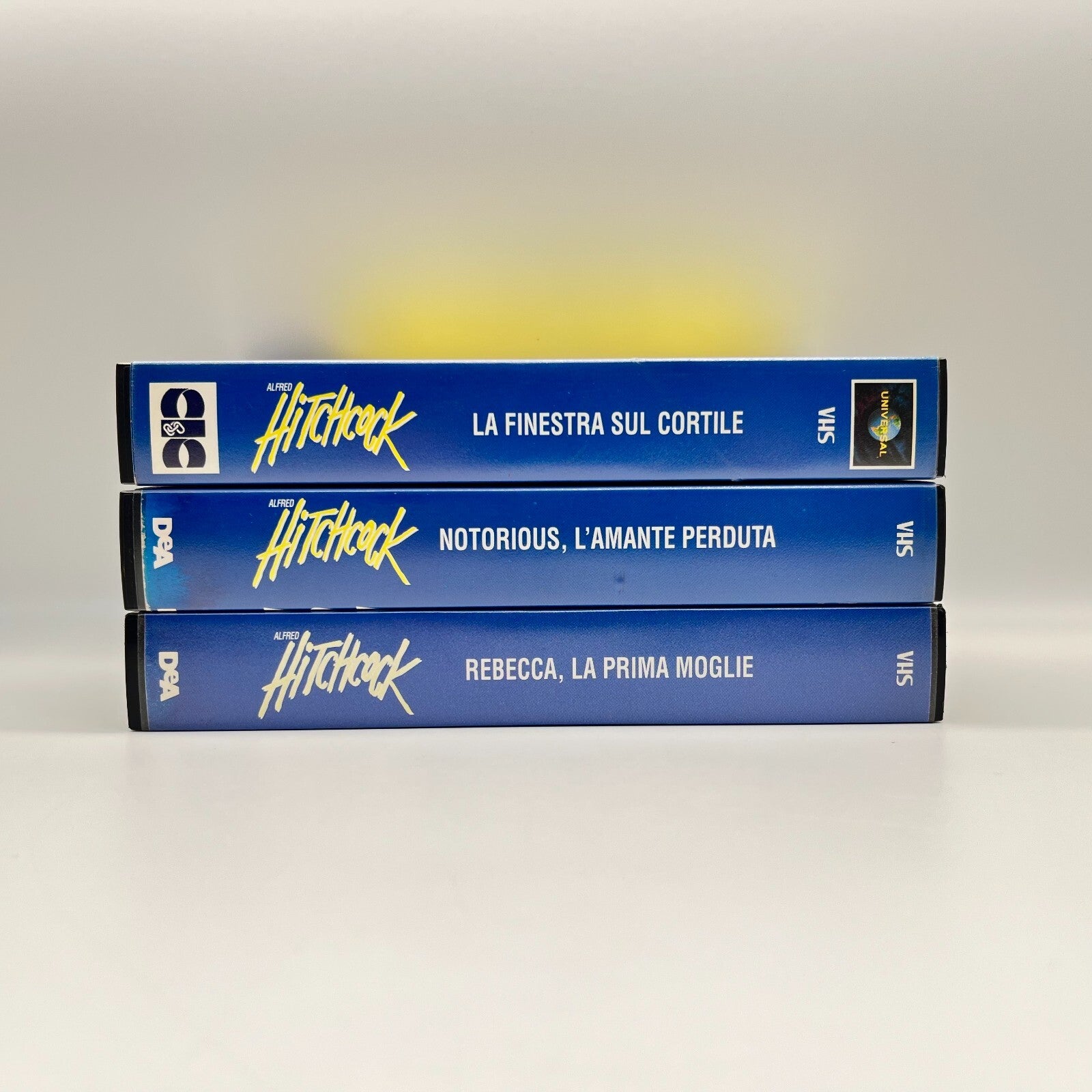 🎥 Lotto 3 VHS Alfred Hitchcock - La Finestra sul Cortile, Notorious, Rebecca 📼
