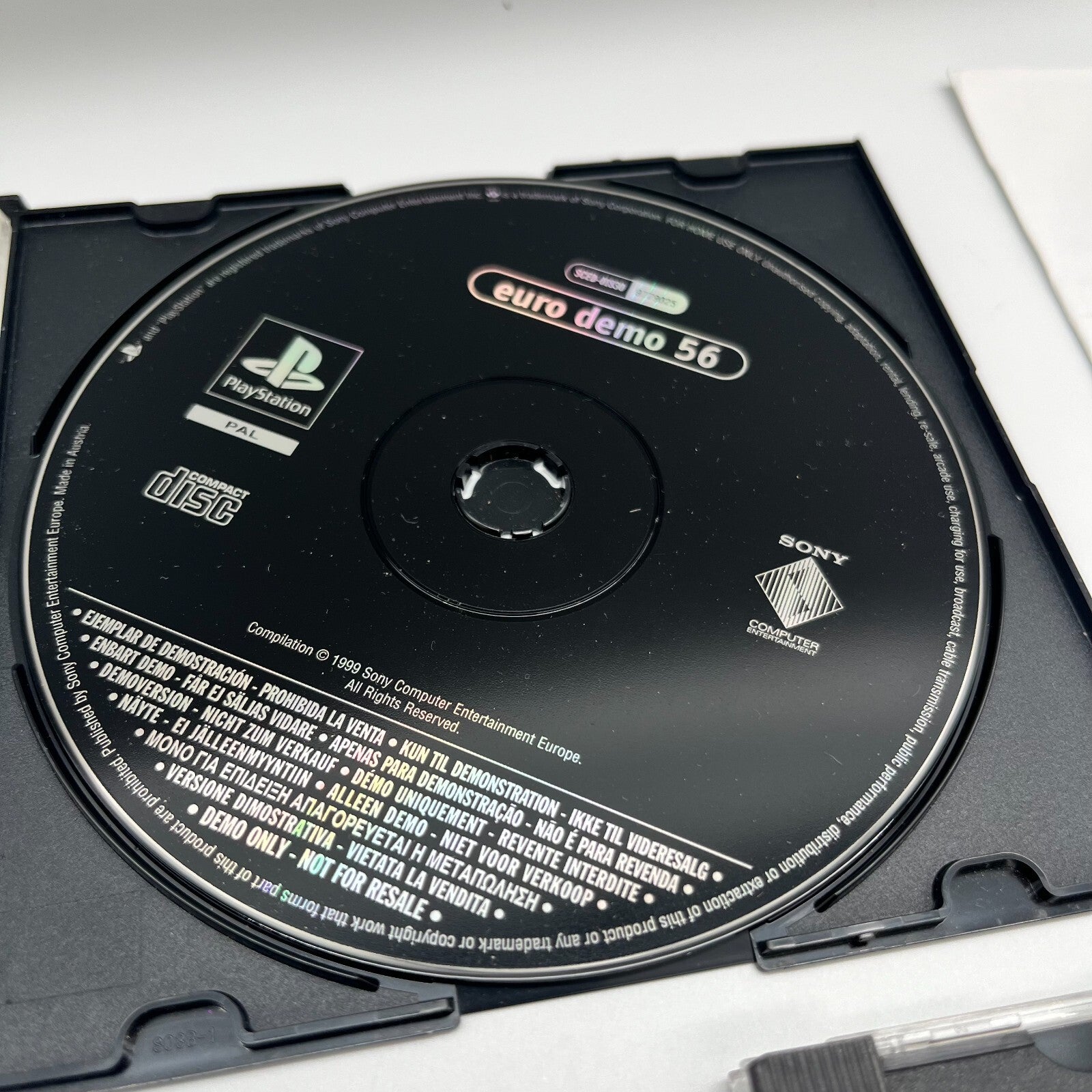 PSone Kids Autumn 2000 + Euro Demo 56 e 71 PlayStation 1 CD