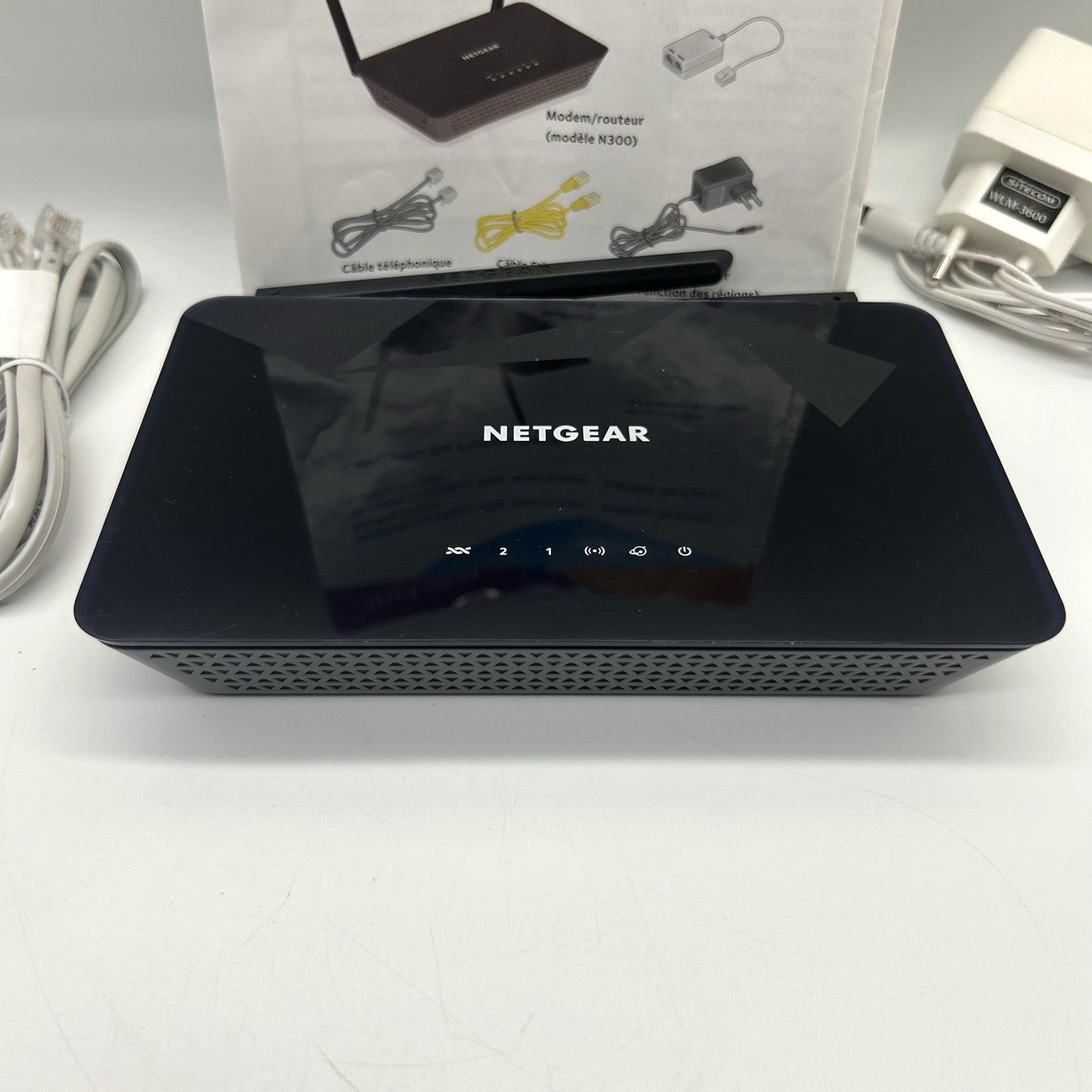 Netgear D1500 Modem Router ADSL2+ WiFi N300 Completo Manuale e Cavi Testato